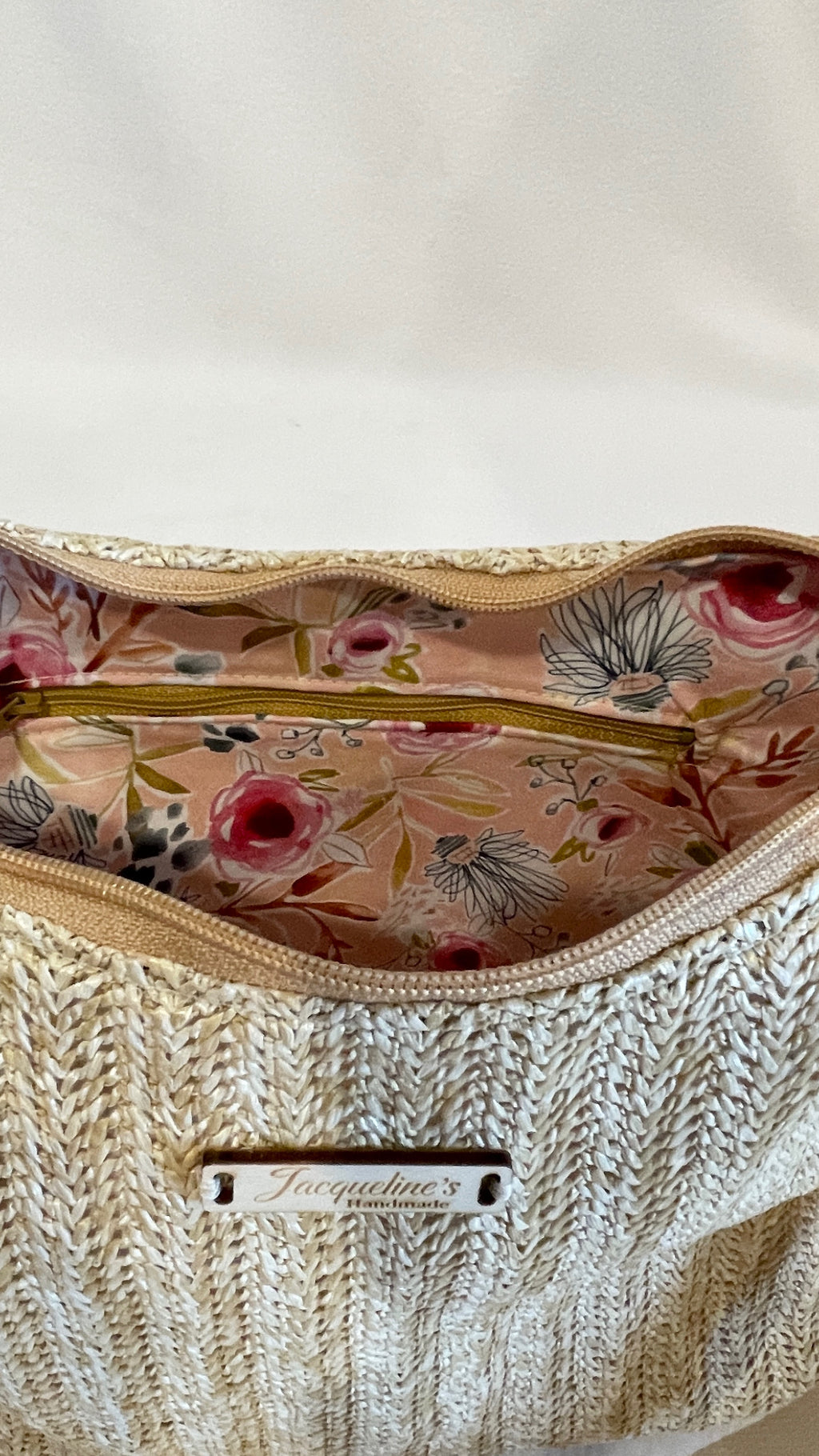 Medium Raffia Hobo Bag - Natural