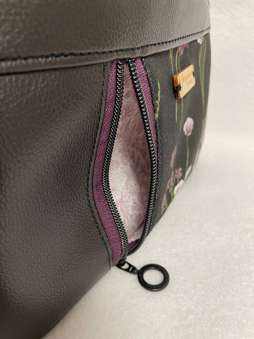 Lg Front Pocket Wristlet