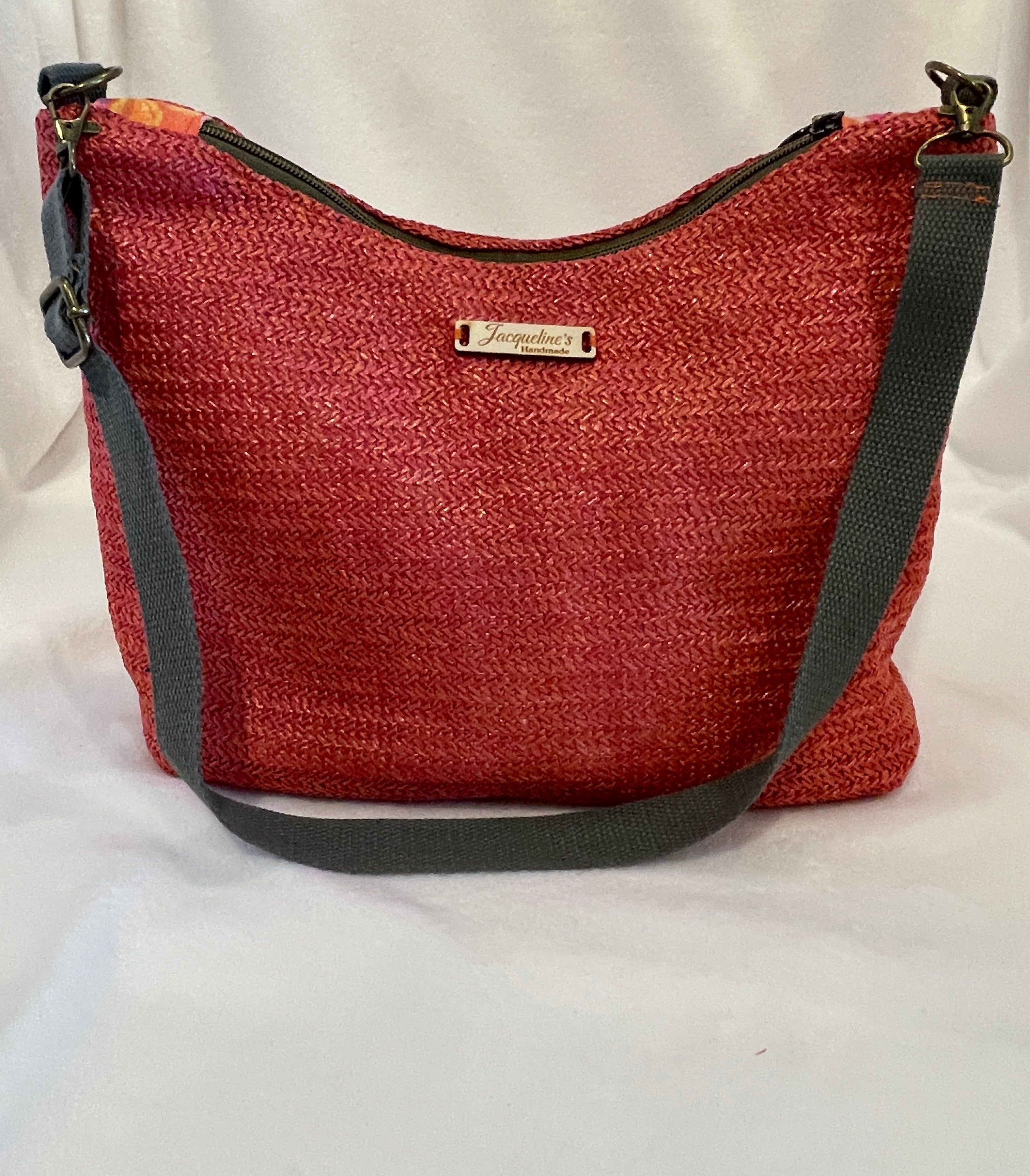 Medium Raffia Hobo Bag - Red