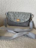 Wanderer Crossbody Bag - Grey