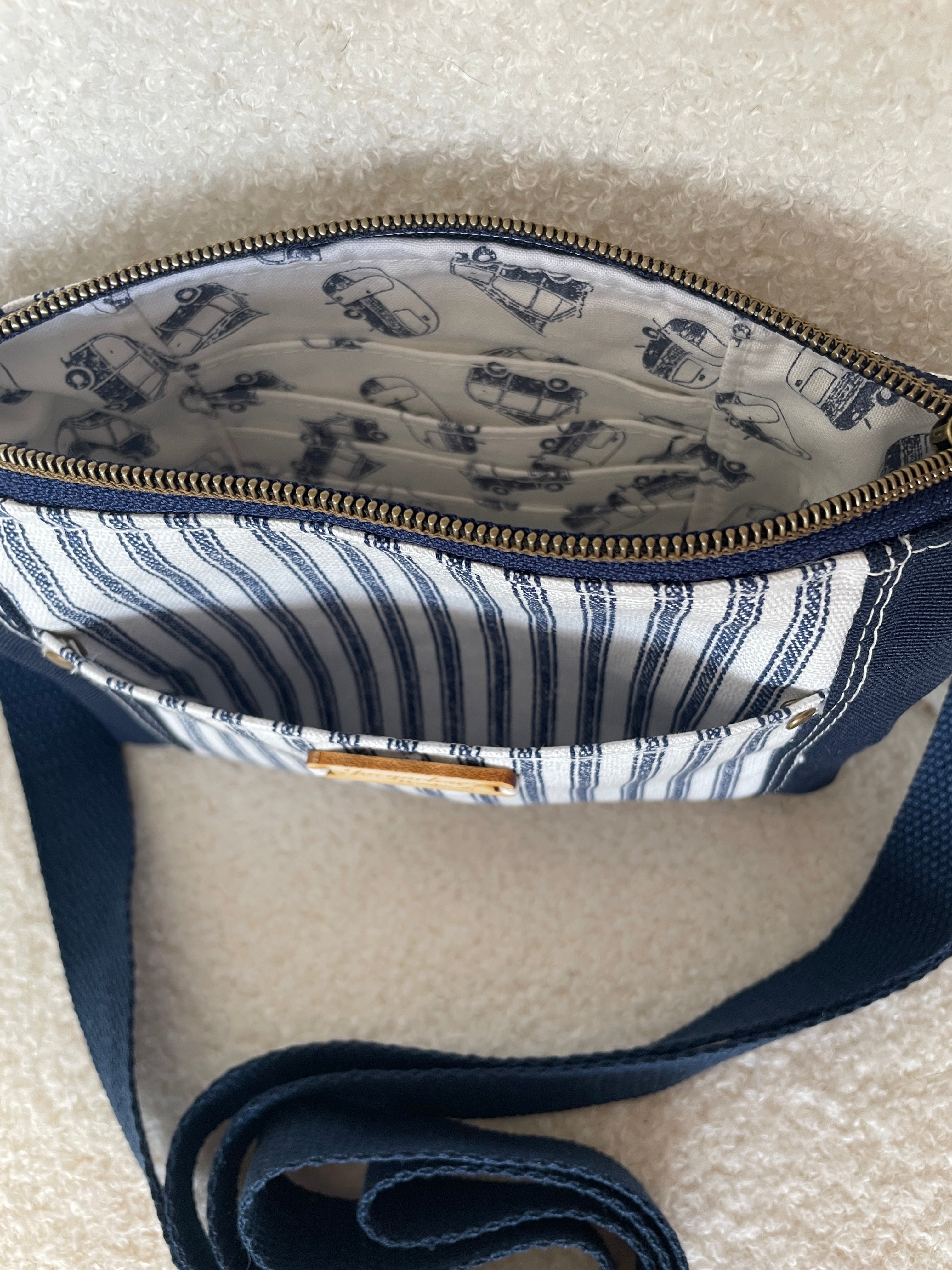 Two Pocket Norfolk Bag - Navy