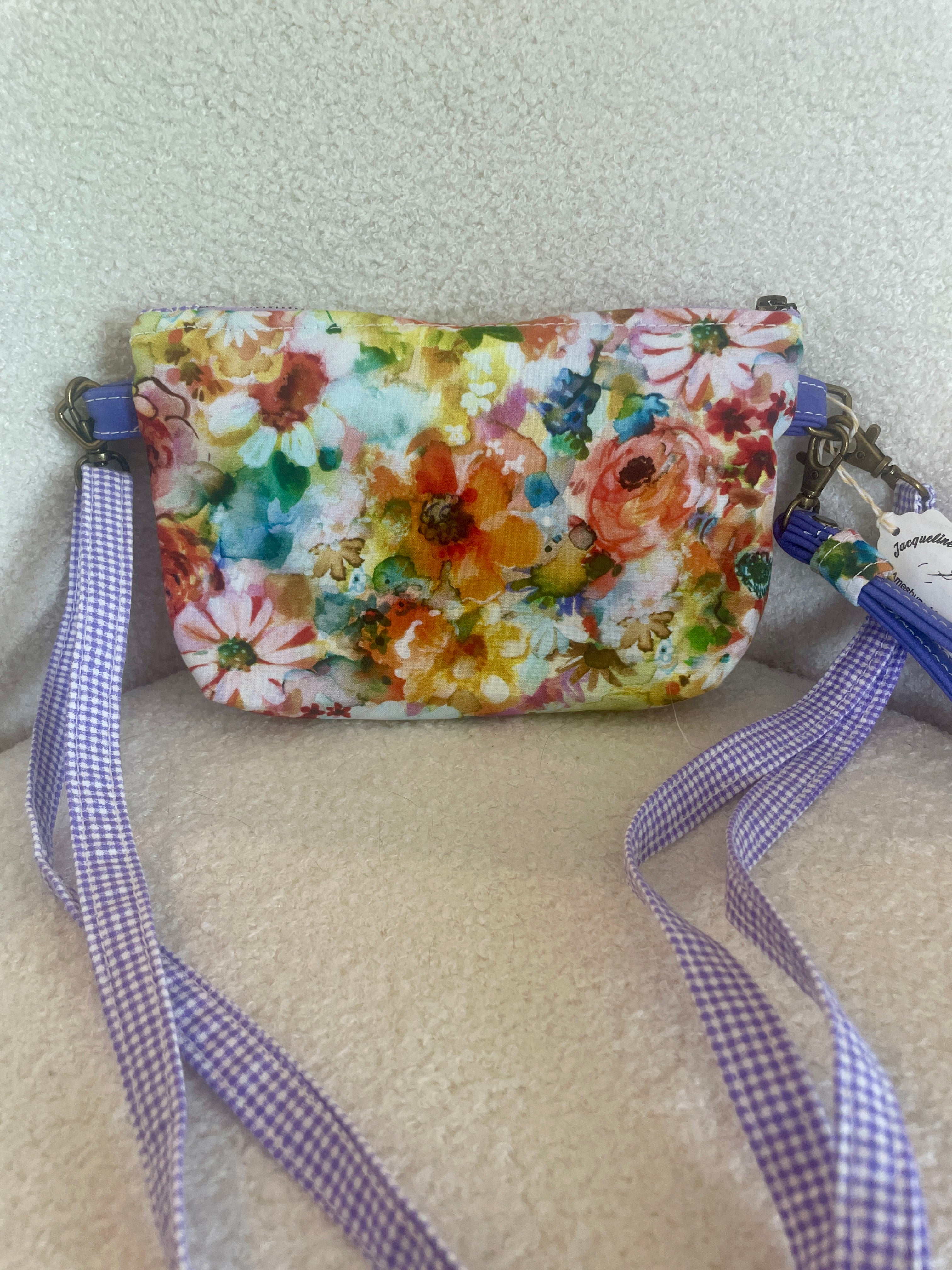 Small Convertible Crossbody/Wristlet
