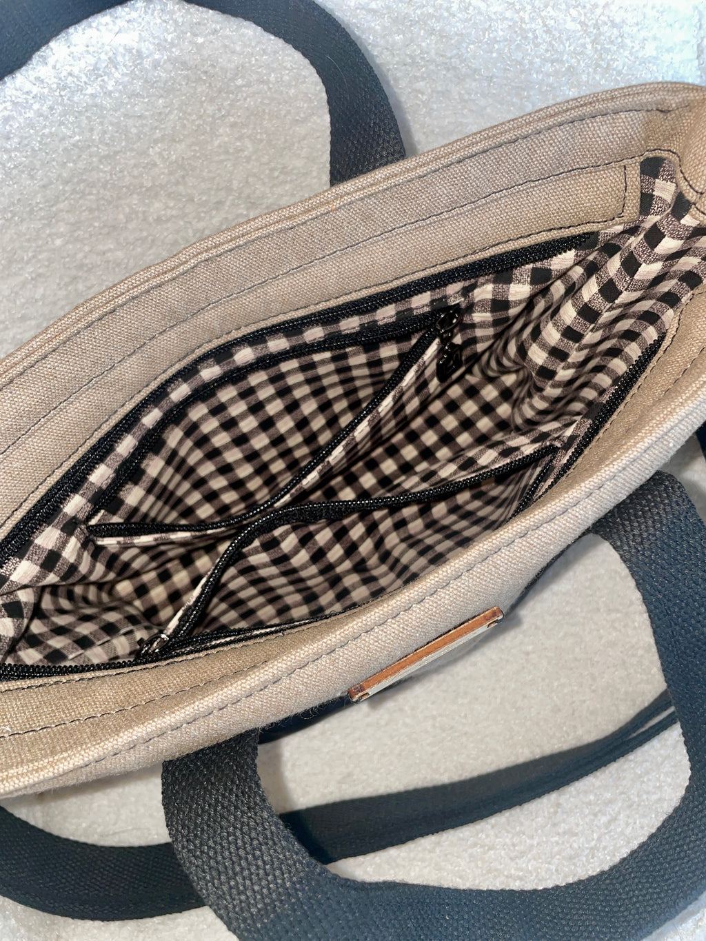 The Dakota Crossbody Bag